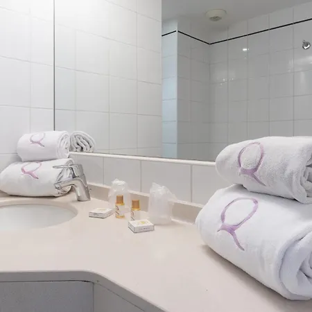 Ours Blanc - Centre 3* Тулуза