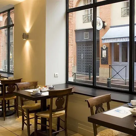 Ours Blanc - Centre 3*