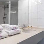 Ours Blanc - Centre Τουλούζη