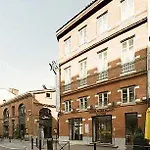 Ours Blanc - Centre Hotel Toulouse