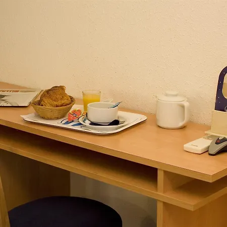 Ours Blanc - Centre 3* トゥールーズ