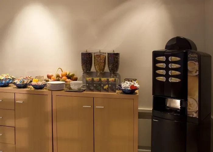 Ours Blanc - Centre Hotel 3*