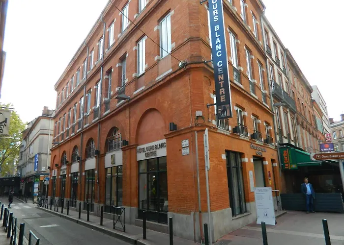 Ours Blanc - Centre Hotel