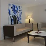 Ours Blanc - Centre Hotel 3*