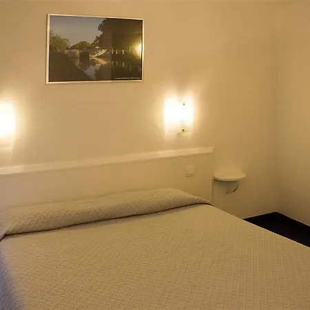Ours Blanc - Centre Hotel