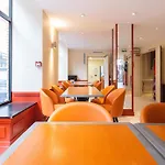Ours Blanc - Centre Szálloda Toulouse