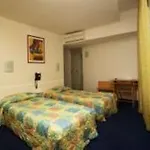 Ours Blanc - Centre 3*