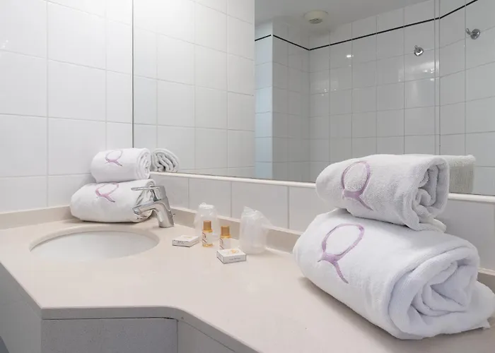 Ours Blanc - Centre 3* Тулуза